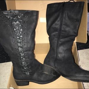 Cloudwalkers (by Avenue) boots